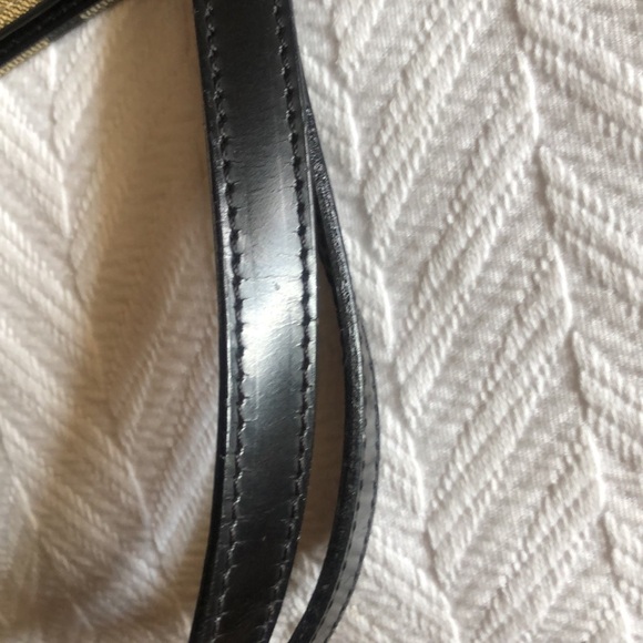 Extra large bag good used condition - Picture 5 of 11